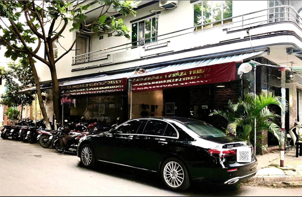 Chính chủ sang quán cafe góc hai mặt tiền