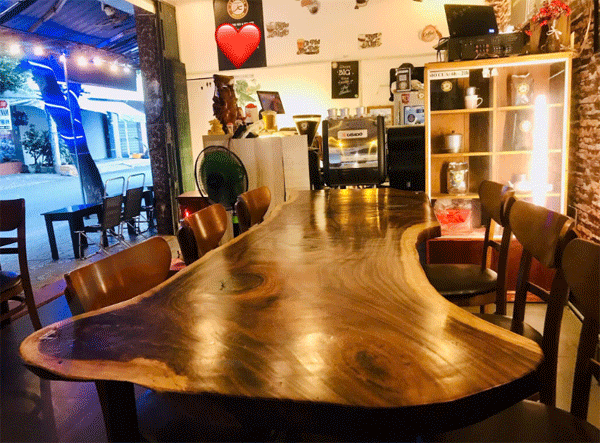 Chính chủ sang quán cafe góc hai mặt tiền