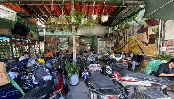 Sáng quán cafe 