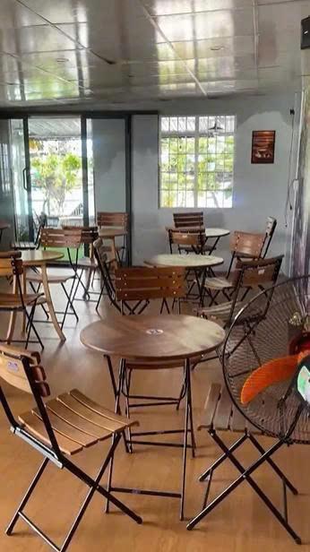 Sang Nhượng Quán Cafe Hai Mặt Tiền, Vị Trí Đắc Địa Tại Cần Thơ