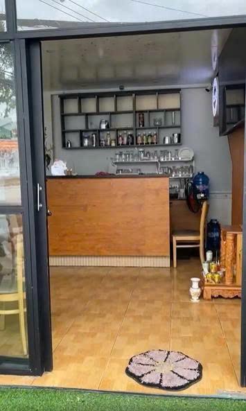 Sang Nhượng Quán Cafe Hai Mặt Tiền, Vị Trí Đắc Địa Tại Cần Thơ