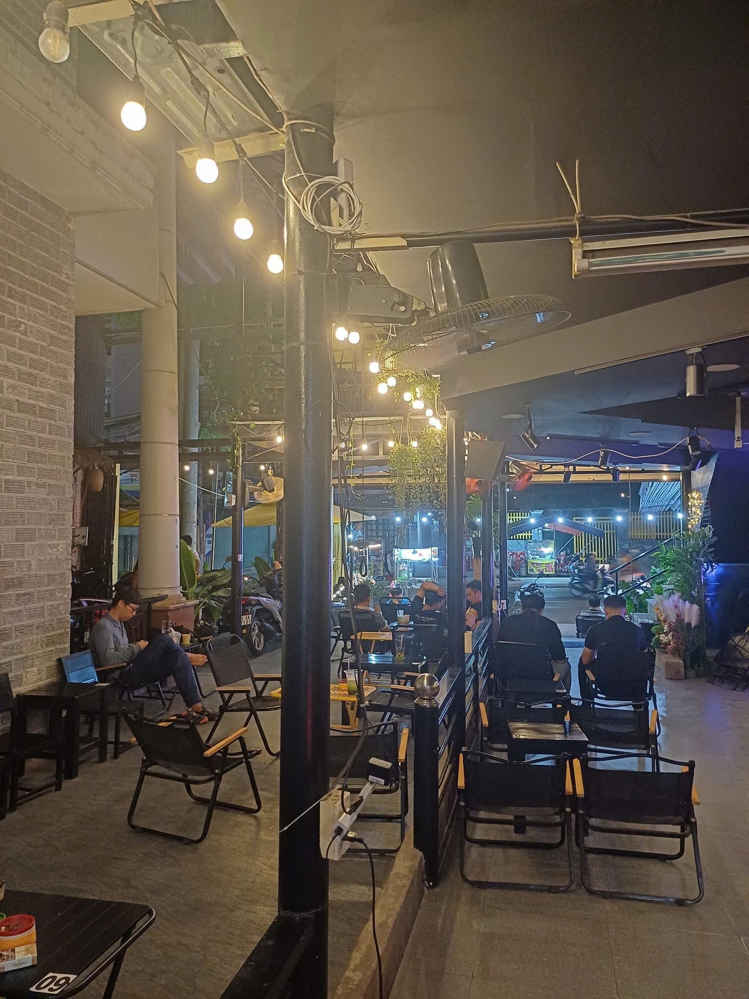 Cần sang lại quán cà phê Tại phường Phú Mỹ quận 7