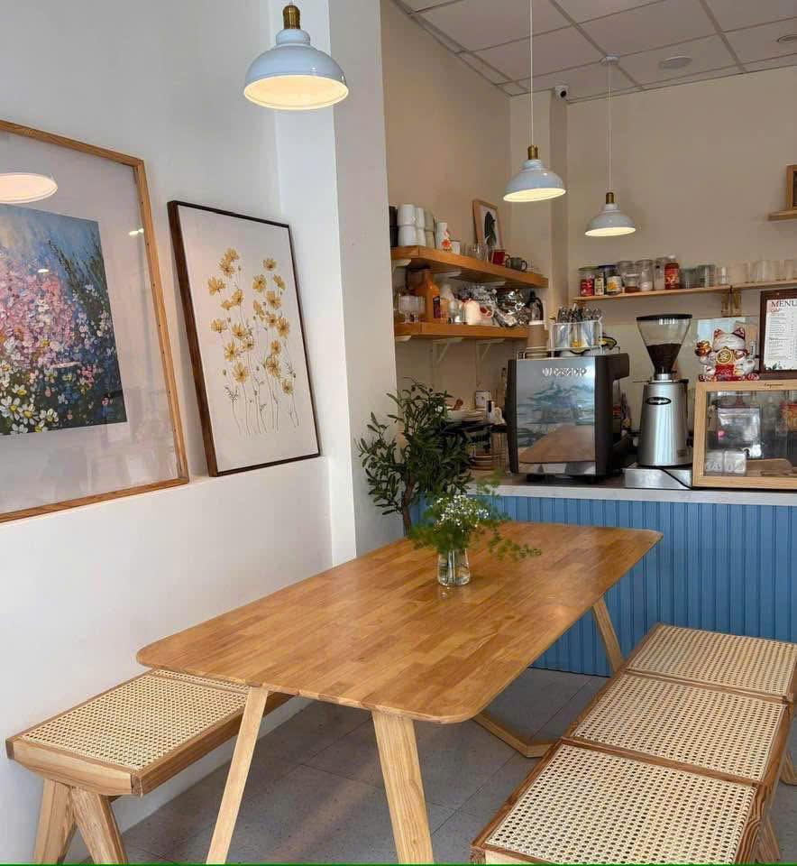 SANG NHƯỢNG QUÁN CAFE – HẺM 134 LÝ CHÍNH THẮNG, QUẬN 3