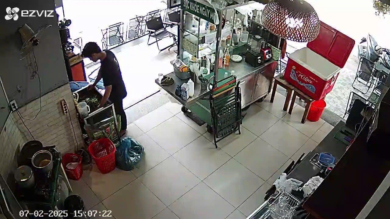 Sang quán Cafe ,Rau Má, Sinh tố, nước ép, trà sữa, trà trái cây Quận Tân Phú