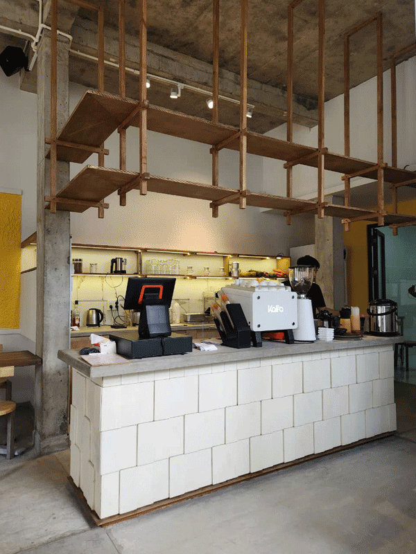 SANG NHƯỢNG QUÁN CAFE ĐANG HOẠT ĐỘNG ỔN ĐỊNH – FULL NỘI THẤT – VỊ TRÍ ĐẸP TẠI TP. THỦ ĐỨC