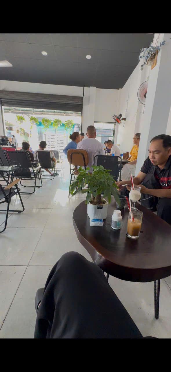 CHÍNH CHỦ CẦN SANG NHƯỢNG QUÁN CAFE GÓC 2 MẶT TIỀN TẠI TÂN PHÚ