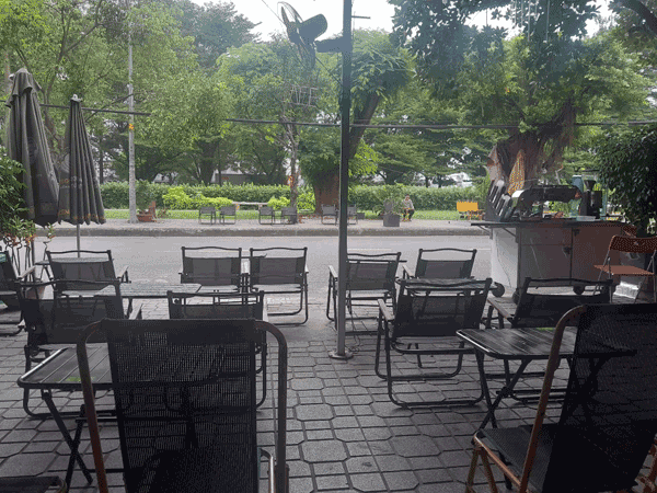 Sang quán cafe võng tại Quận Tân Phú.