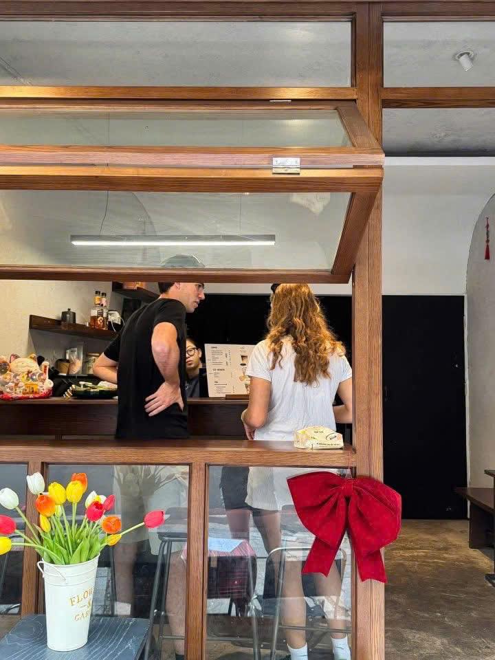 Sang Quán Cafe đang hoạt động Tại Hoàn Kiếm, Hà Nội