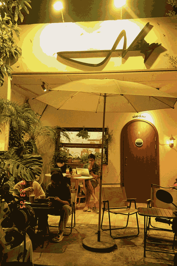 Sang quán cafe để đi du học Tại Tam Đảo, Quận 10