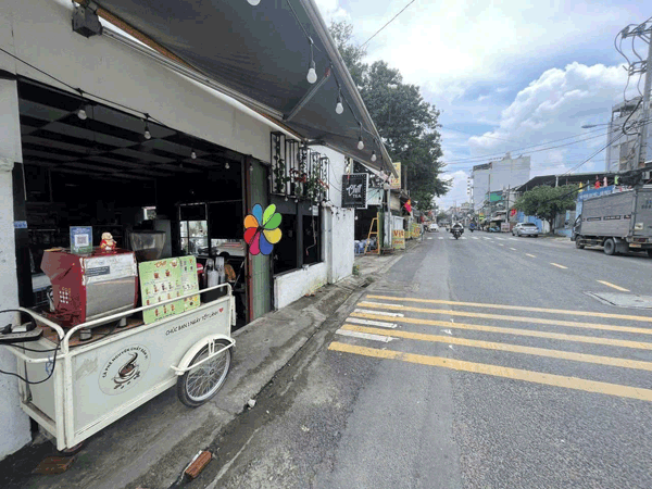 Sang quán cafe góc 2 mặt tiền đẹp lắm