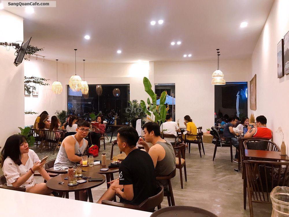 - Mình Cần Sang Lai Mặt Bằng Quán Coffee Đang Kinh Doanh