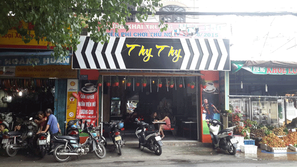 can-sang-gap-quan-cafe-bong-da-gan-chua-nghe-sy-54424.gif