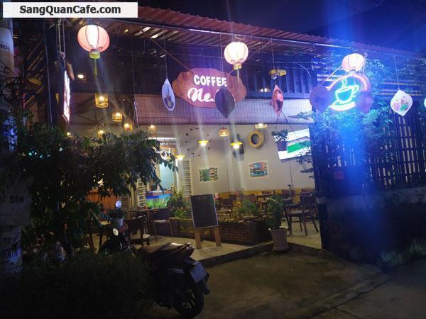 Cần sang gấp quán cafe hai mặt tiền đường chợ