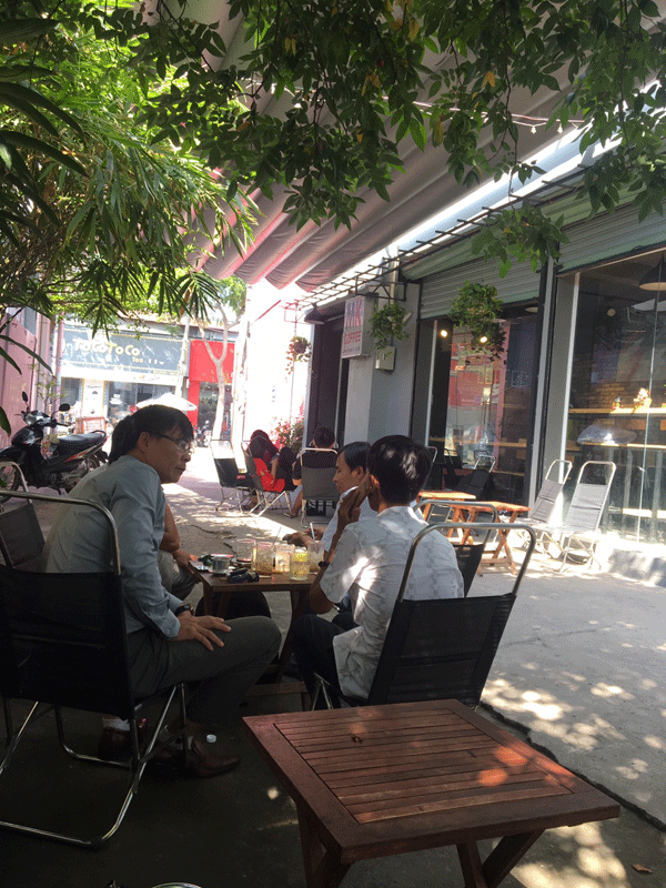 Cần sang gấp quán cafe máy lạnh sân vườn