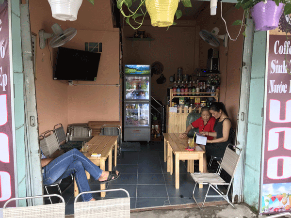 Cần sang gấp quán cafe nhỏ nguyên căn