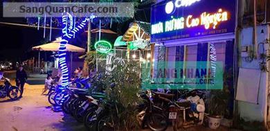 Cần sang gấp quán cafe - Phòng trà ca nhạc cổ điển