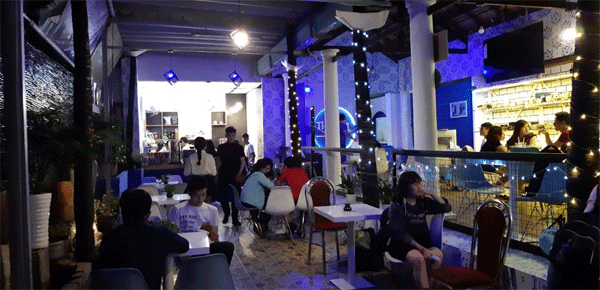 Sang gấp quán Cafe Trà sữa Trung Tâm Quận 9