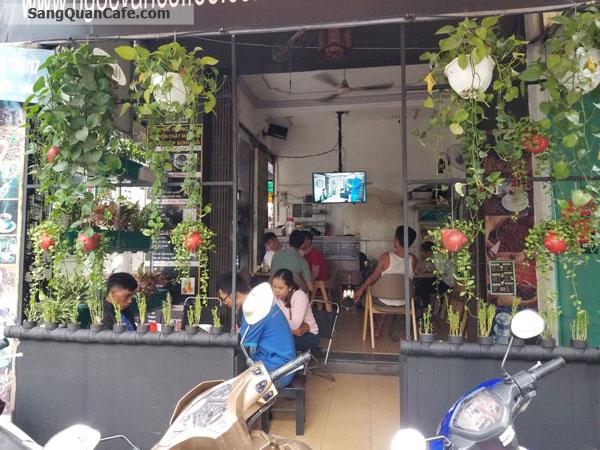 Cần sang lại quán cafe góc 2 mặt tiền