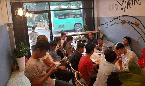 Cần sang lại Quán Cafe không gian thoáng mát, trang thiết bị đầy đủ