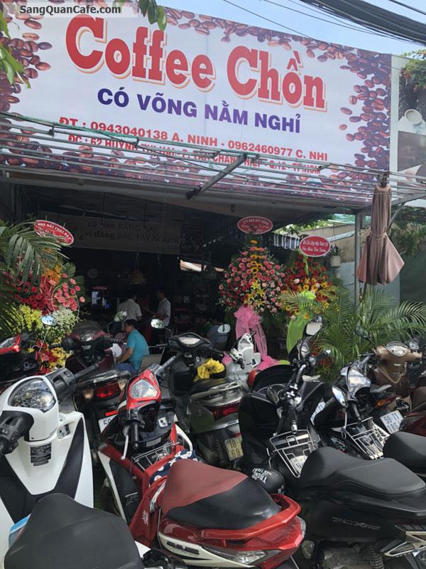 Cần sang nhương gấp quán cafe võng