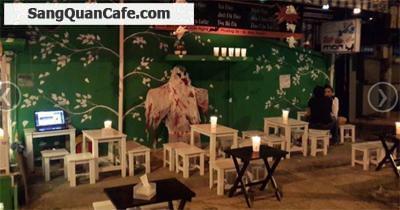 cần sang quán cafe ăn vặt đối diện công viên