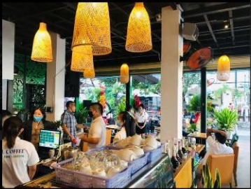 Cần sang quán cafe khu vực trung tâm sầm uất Quận 7