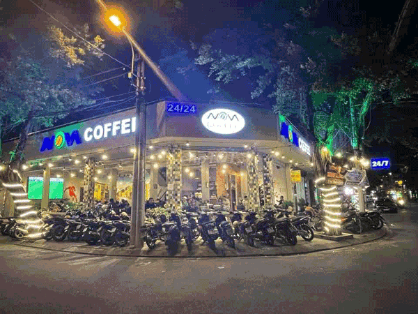 Cần sang quán Cafe Nova gốc 2 mặt tiền