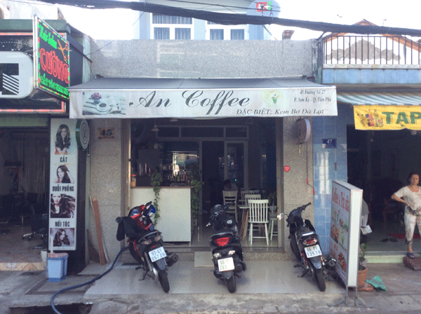 Do bận việc cần sang quán cafe vị trí đẹp