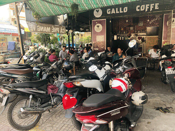 Không có người quán lý cần sang lại quán cafe đang hoạt đông tốt, góc 2 mặt tiền