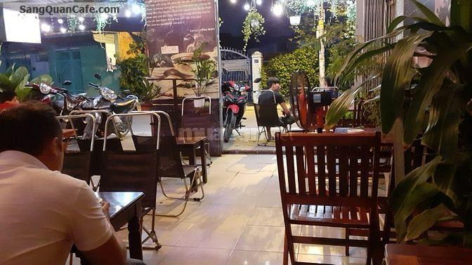 Mình cân sang lai quan cafe 2 măt tiền