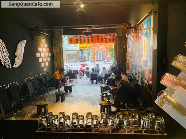 Sang Cafe vỉa hè rộng 8m vị trí đẹp