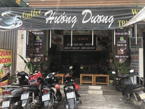 Sang gấp quán cafe ghế gỗ