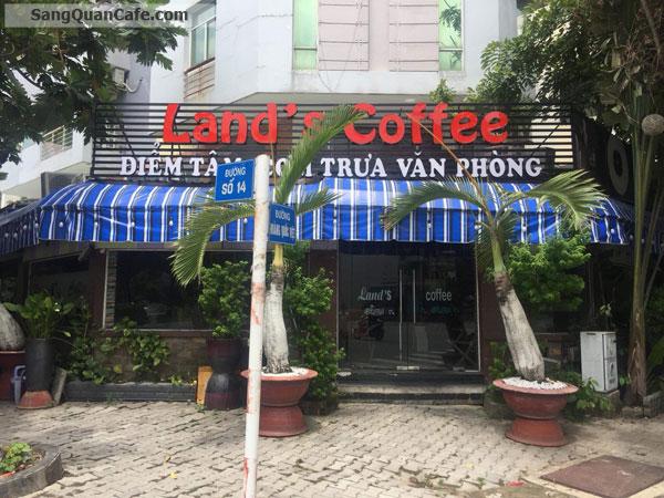 Sang gấp quán cafe góc ngã tư Hoàng Quốc Việt quận 7