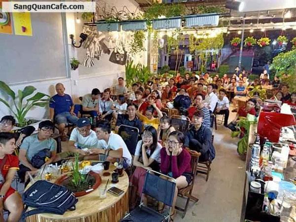 Sang gấp quán cafe mặt bằng đẹp, quận Tân Phú