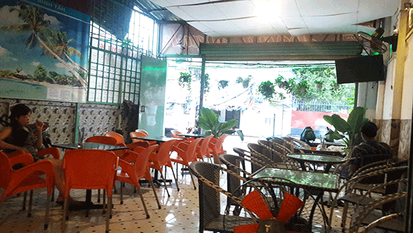 Sang gấp quán cafe mặt tiền đường, không gian mở thoáng mát