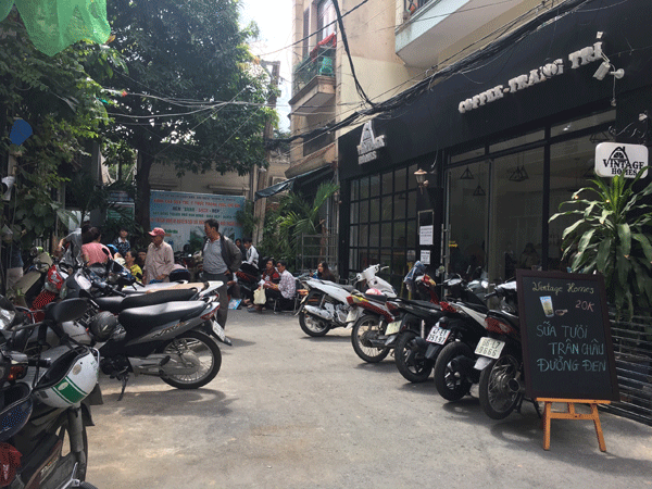 Sang gấp Quán cafe máy lạnh