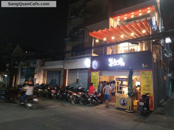 Sang gấp quán cafe máy lạnh đang kinh doanh