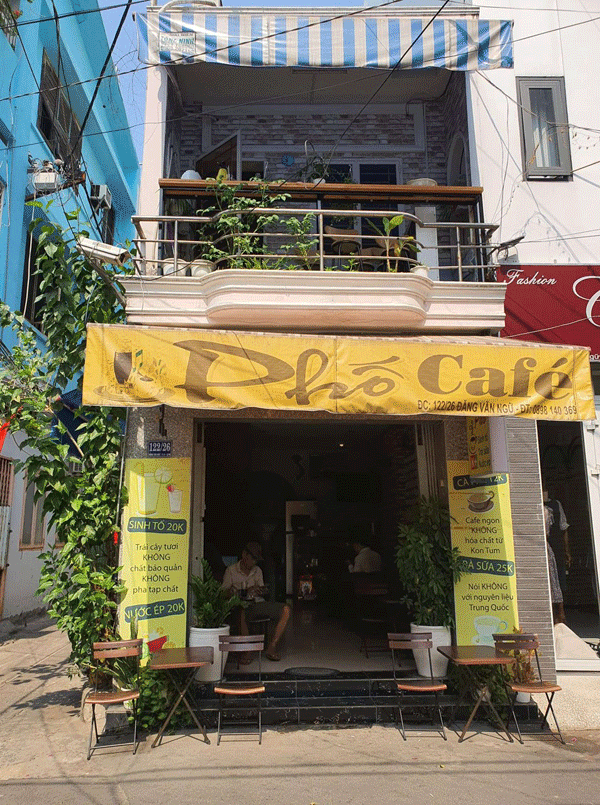 Sang gấp quán cafe Phú Nhuận