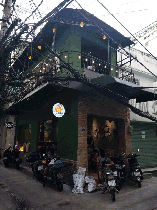 Sang gấp quán coffee Quận 1