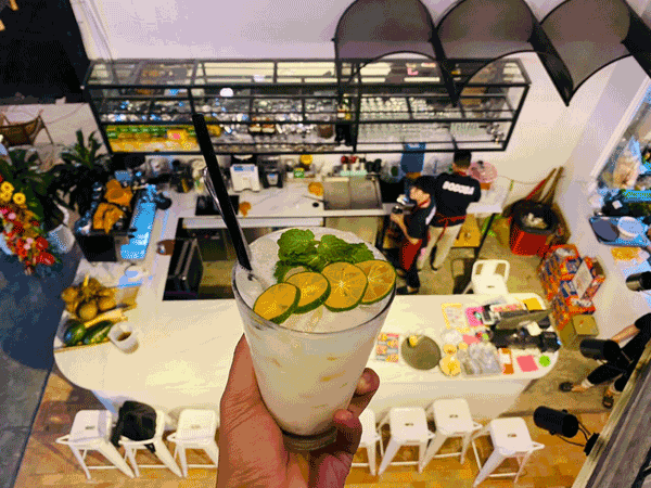 sang-mat-bang-goc-2-mat-tien-coffee-sang--beer--food--fun-ket-hop-75905.gif