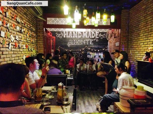 sang nhà hàng - cafe tại trung tâm Quận 3