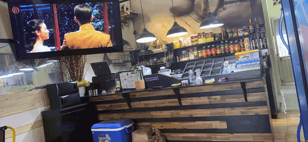 sang-nhuong-quan-cafe-milano-65935.gif