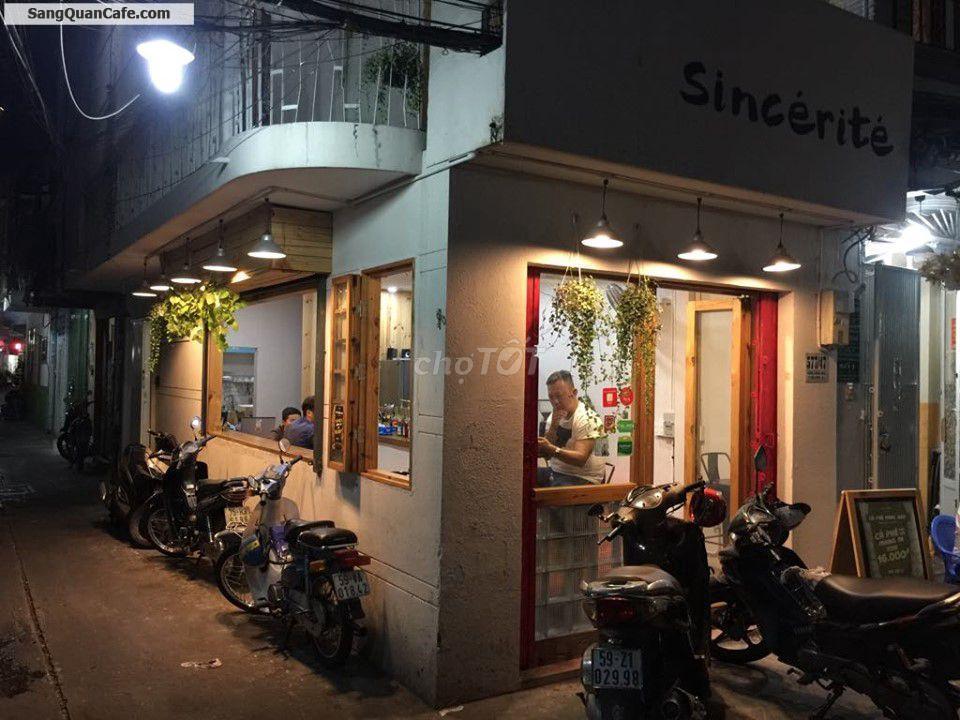 Sang quán cafe  đối diện trụ sở Bộ Công an