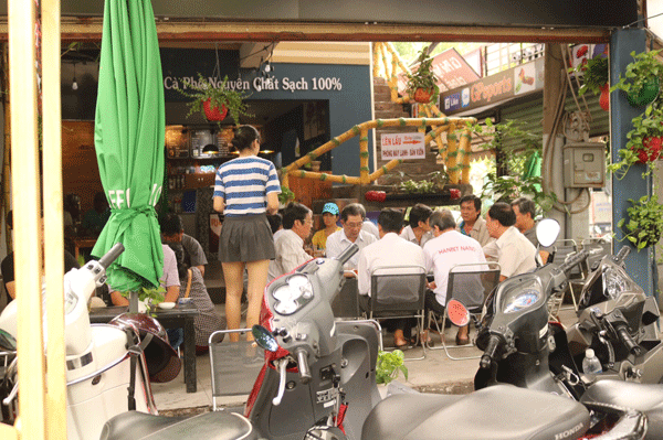 Sang quán cafe  sân vườn, sân thượng thoáng mát