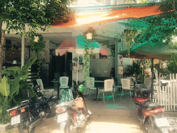 Sang quán cafe 2 mặt Đinh Liệt, quận Tân Phú.