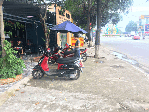 sang-quan-cafe-2-mat-tien--duong-30-thang-4-71456.gif