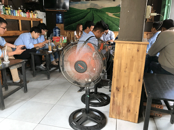 Sang quán cafe 2 mặt tiền