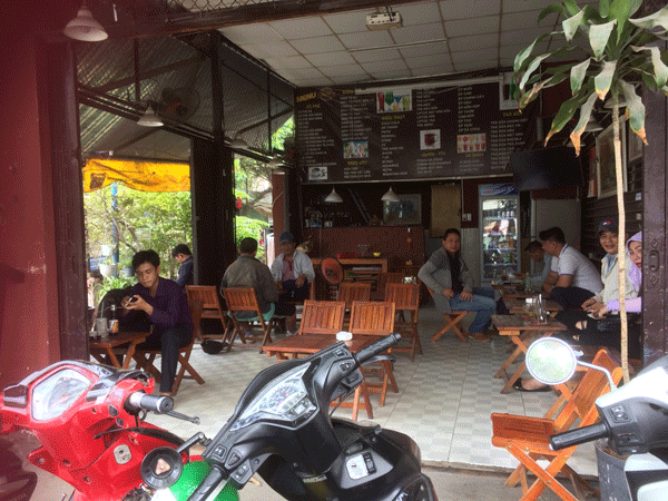 Sang quán cafe 2 mặt tiền