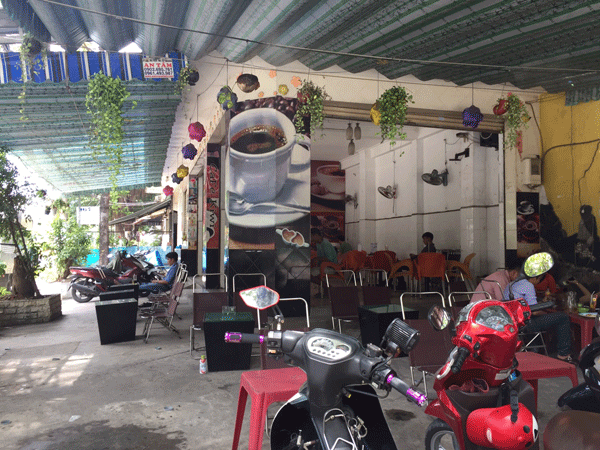 Sang quán cafe 2 mặt tiền