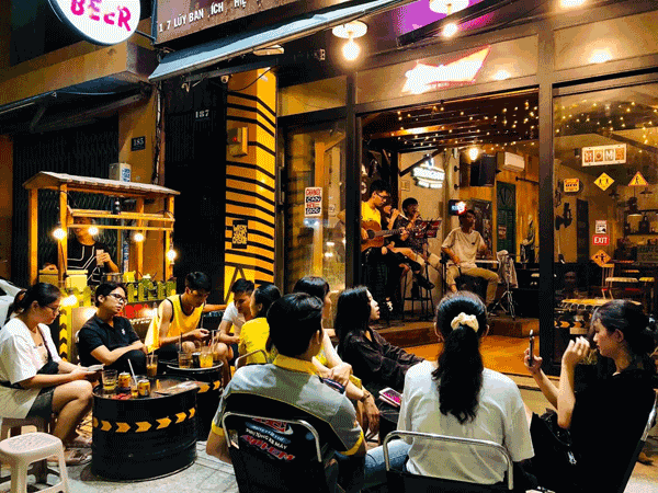 Sang Quán Cafe - Beer - Acoustic  Q. Tân Phú